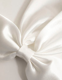 Statement Relaxed Fabric Bow Clip - link has visual effect only