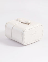 Small Cream Faux Leather Ring Box - link has visual effect only