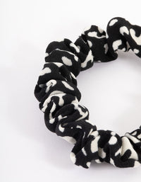 Black Clamp Thin Scrunchie - link has visual effect only