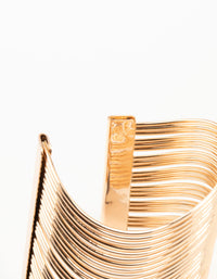 Gold Wave Wrist Cuff - link has visual effect only