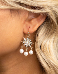 Gold Star & Moon Pearl Drop Earrings - link has visual effect only