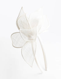 White Petal Sinamay Fascinator - link has visual effect only